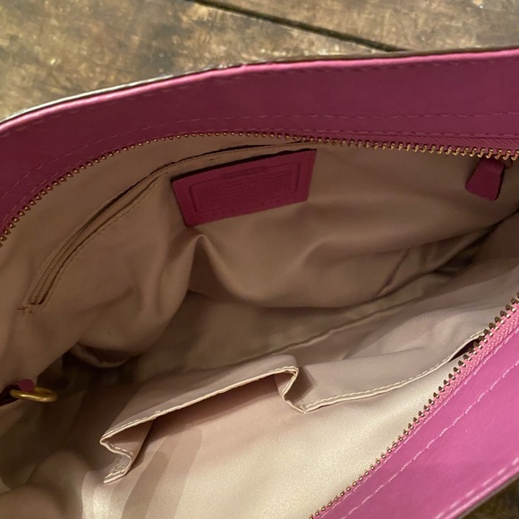 Coach lilac shoulder bag - Picture 8 of 12